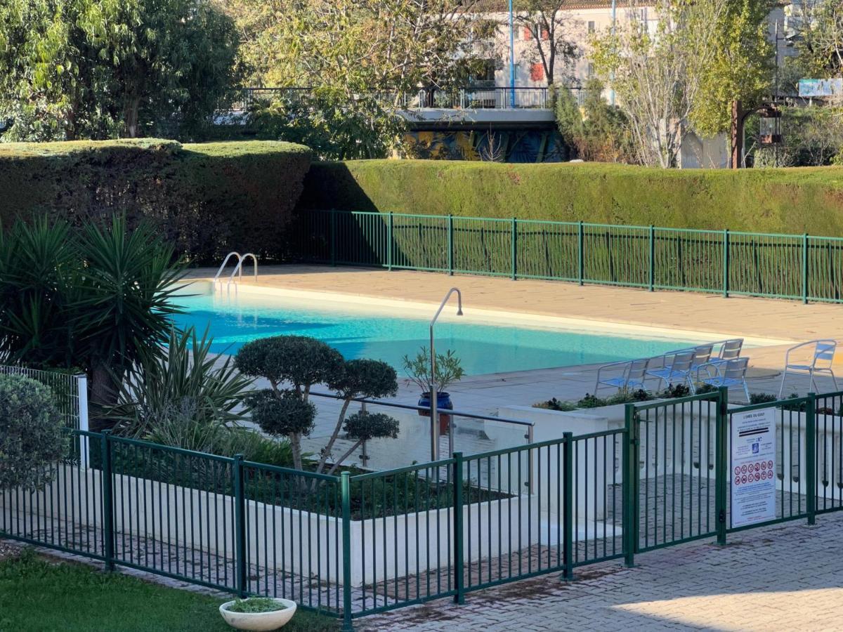 T2 Avec Veranda Et Piscine A Mandelieu La Napoule Exterior photo